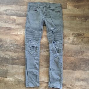 H&M Divided Skinny Distressed Jeans 32